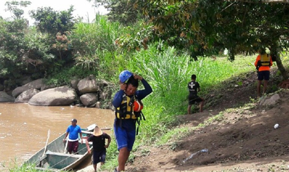 Desde el pasado viernes se busca al joven desaparecido en el rio Sixaola