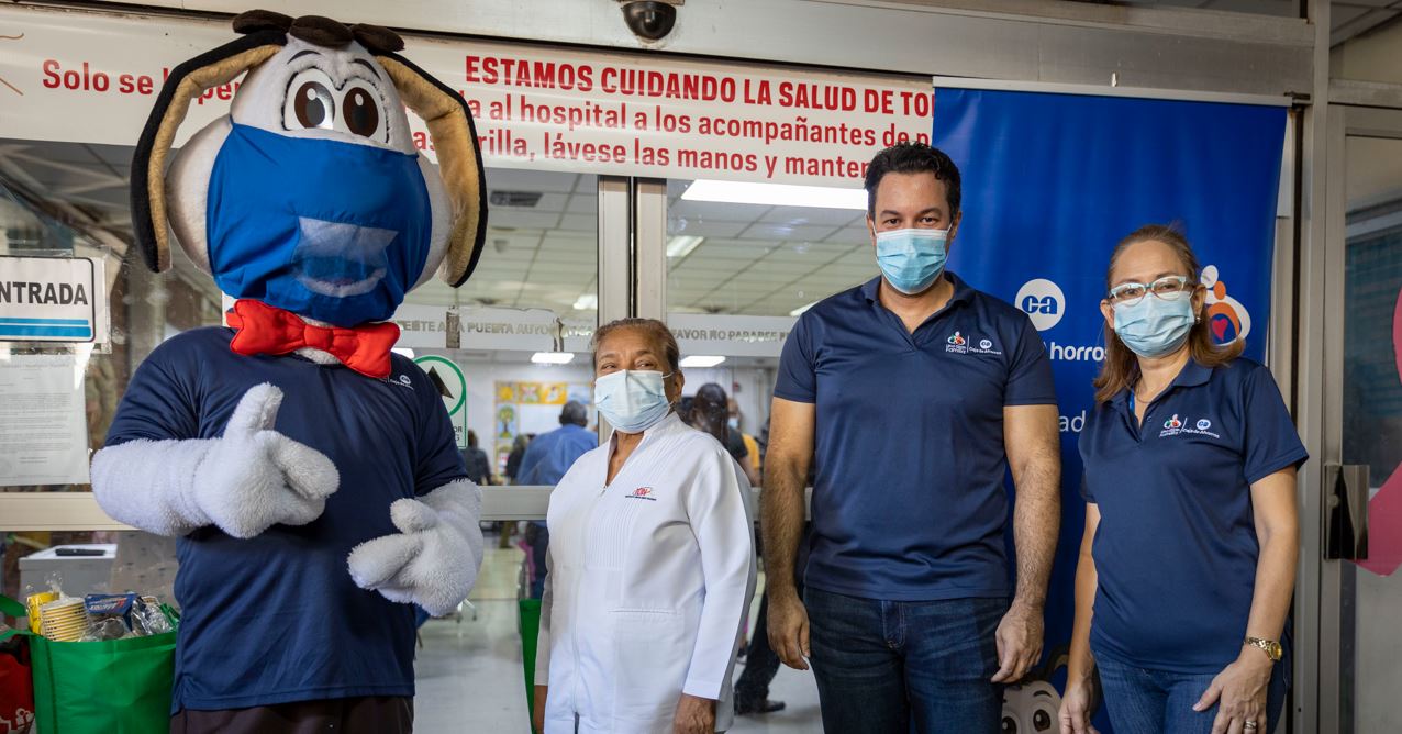 Caja de Ahorros comparte con los pacientes del ION por el Da de las Buenas Acciones