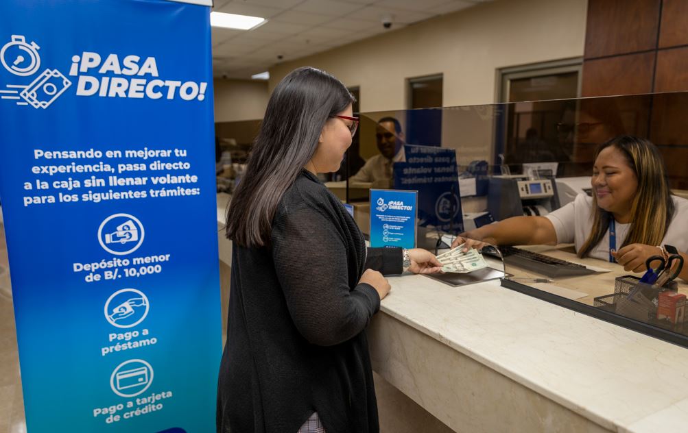 No mas volantes de pagos, retiros o depositos, Caja de Ahorros elimina el uso de volantes en sus sucursales