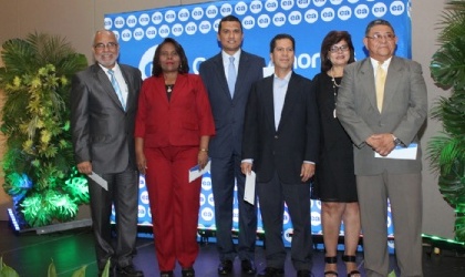 Destacan a colaboradores por su trayectoria laboral