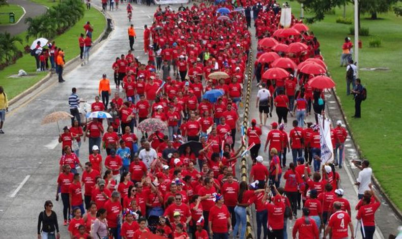 Caminata contra el trabajo infantil en la Cinta Costera