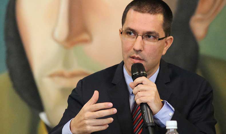 Gobierno venezolano tomar medidas contra Panam por exigir visa a sus ciudadanos