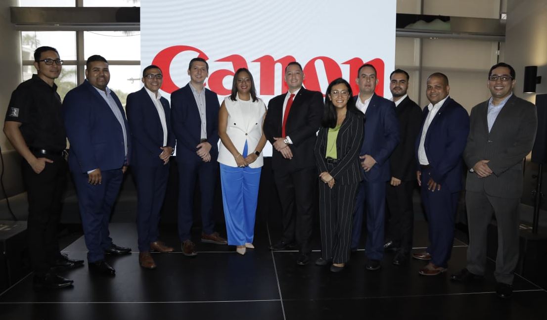 Experiencia Grfica Canon 2023 combina el arte con las innovaciones de impresin avanzada