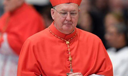 El cardenal Kevin Farrel llega a Panam para organizar el JMJ 2019