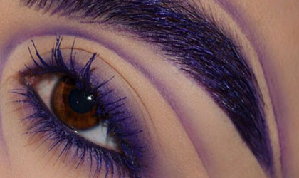 La novedosa forma de maquillar las cejas
