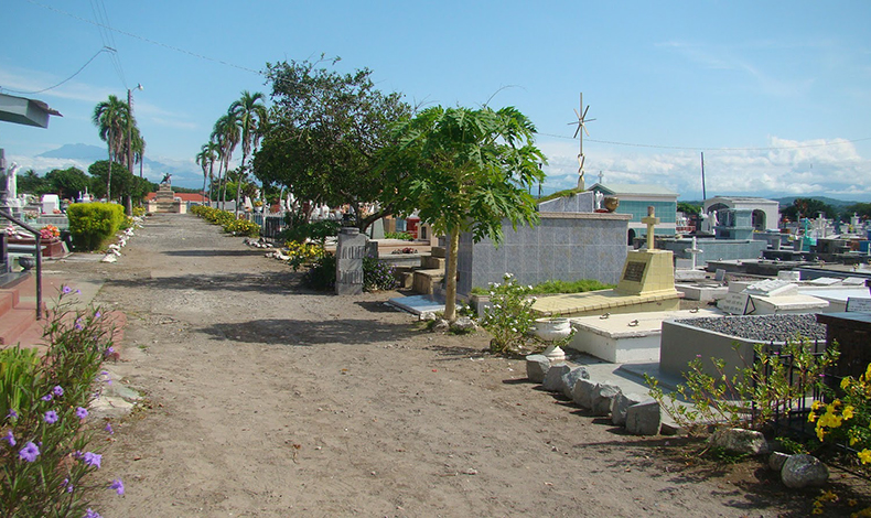 Habitantes de David denuncian el estado del cementerio municipal
