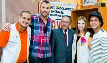 Jayko y Chalo visitaron el Instituto Oncol�gico Nacional