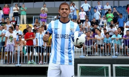 Oficial! Convocan a Roberto Chen para partido contra el Valencia