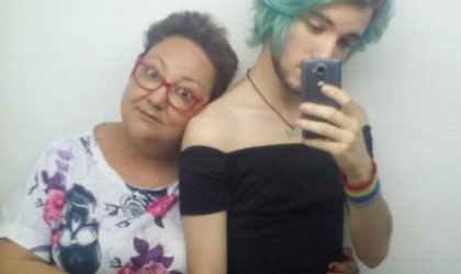 Chico con vestido de graduacin revoluciona las redes sociales