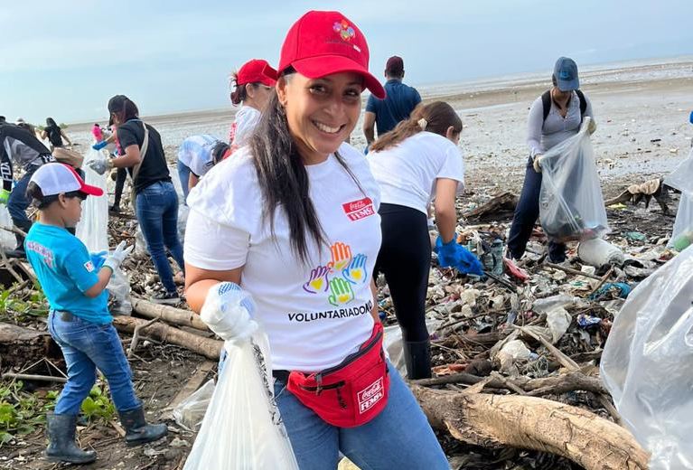 Voluntarios de Coca-Cola Femsa se suman a la preservacin de los Manglares