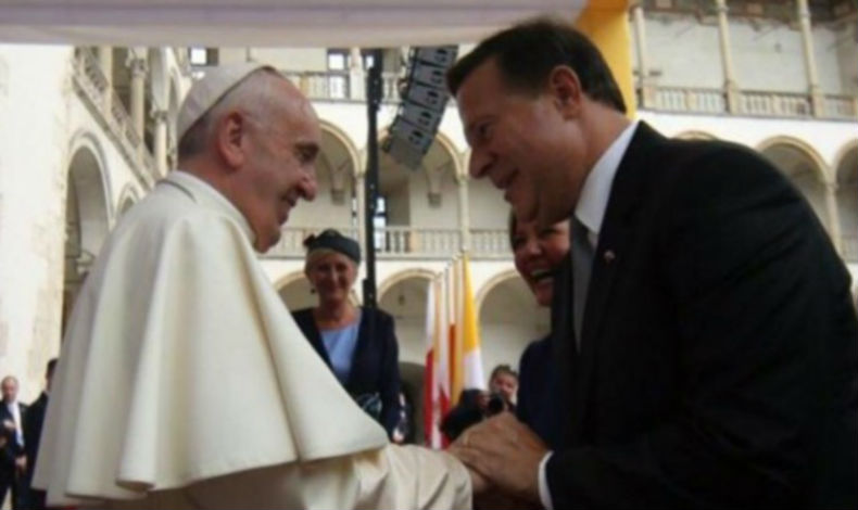 Varela podra coincidir con el Papa en Roma