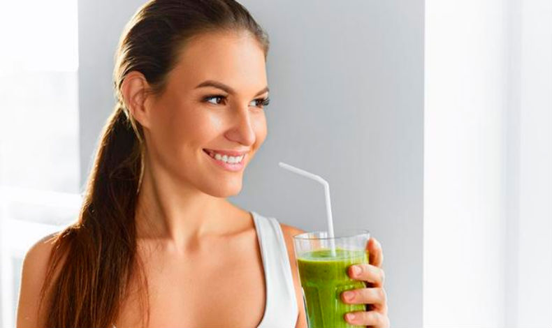 Combate la cada del cabello con batido de kiwi