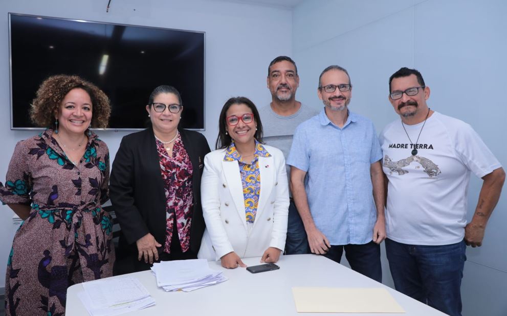 Jvenes demuestran su talento en Concurso Nacional de Cuento Rosa Mara Britton