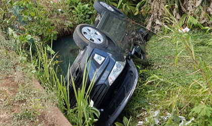 Conductor pierde el control de su veh�culo