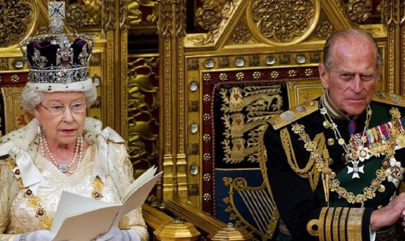 Se conmemora los 65 aos de la coronacin de la Reina Isabel II