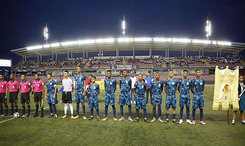 Varela inaugur la Copa Presidente de la Repblica