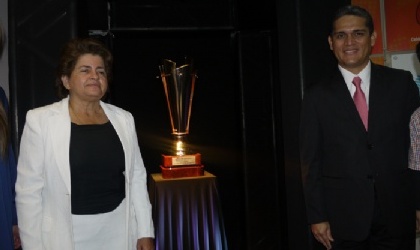 Presentan la Copa 2012 del Concurso Nacional de Oratoria