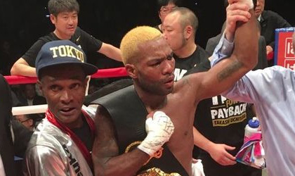 Sosa renuncia a su ttulo y obligando a Corrales a combate opcional