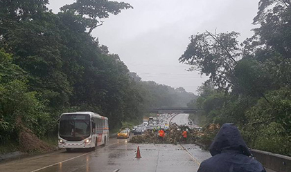 Otto ocasiona el cierre de un tramo del corredor Norte hacia San Miguelito