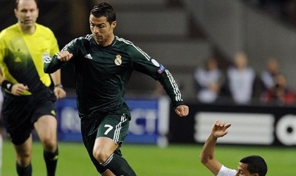 Real Madrid calienta motores para el Clsico, ganando 4 a 1 al Ajax