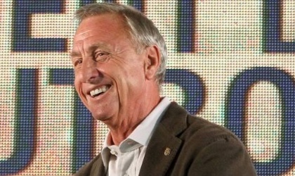 Cruyff: El problema de Mourinho es la suerte del Barcelona