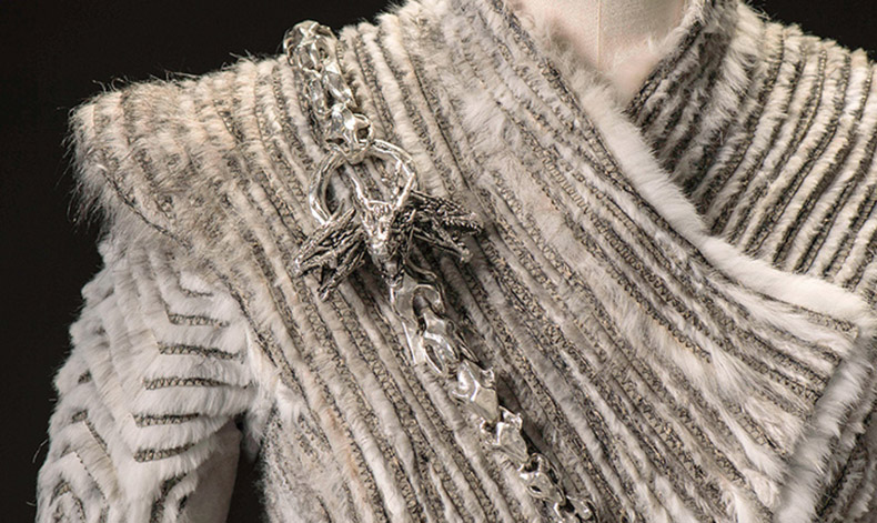 Michele Clapton revela qu inspir el diseo del espectacular abrigo de Daenerys en Game of Thrones