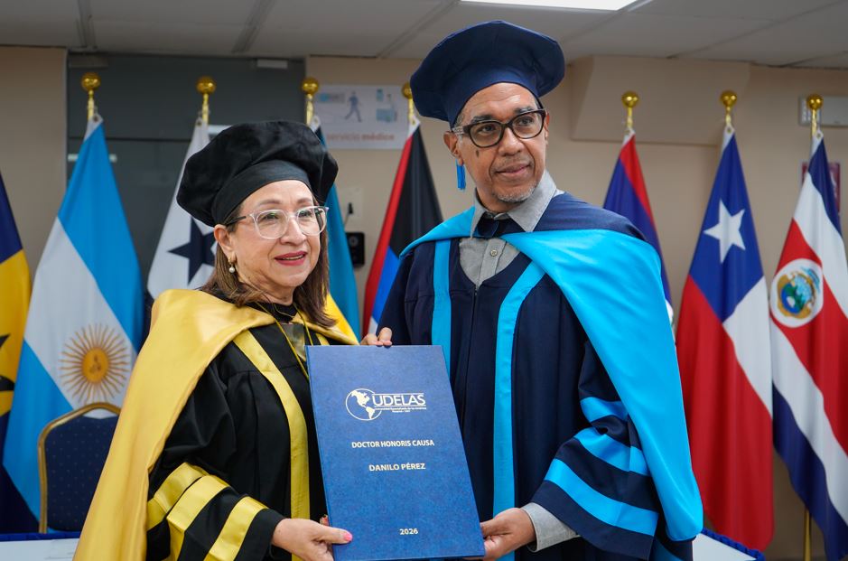 UDELAS distingue al maestro Danilo P�rez con Doctorado Honoris Causa