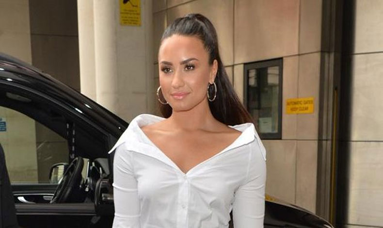 Demi Lovato dedica palabras a seguidores