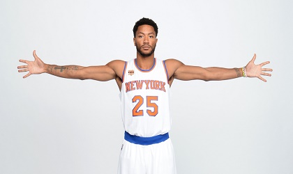 Derrick Rose jug pese a juicio