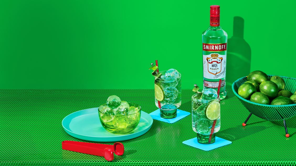 Tiempo de celebrar: 3 ccteles Smirnoff para brindar por el Ao Nuevo con sabor y ritmo