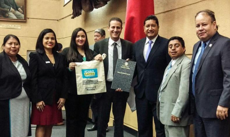 Asamblea aprueba en tercer debate el proyecto de Ley 492