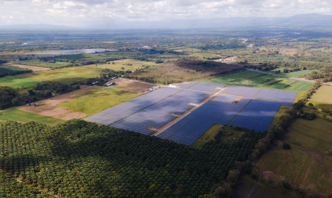 El parque solar Madre Vieja hizo entrega del primer kilovatio hora (kWh) de energa e inicio al periodo de pruebas