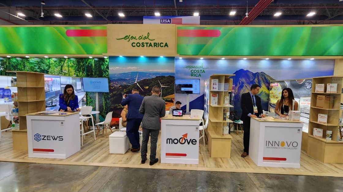 Costa Rica promociona su oferta de alimentos, industria y servicios en Expocomer 2023