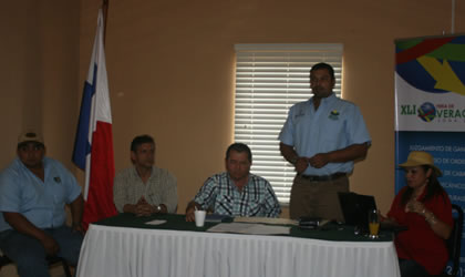 CONAFER se rene en la Feria de Veraguas en Son