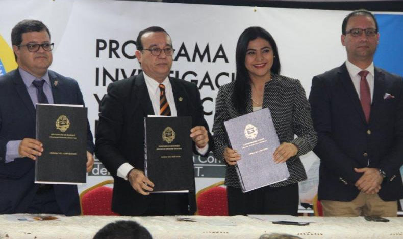 Firman Convenio de Cooperacin y Asistencia Tcnica entre el Mitradel y la UP