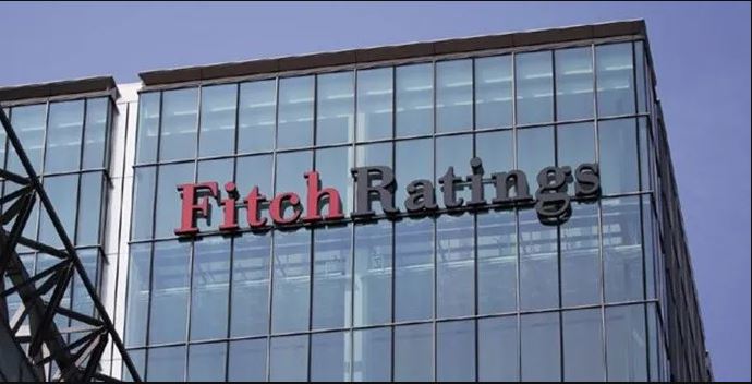 Como traducir que la calificadora Fitch Rating ponga con Perspectiva negativa a Panam