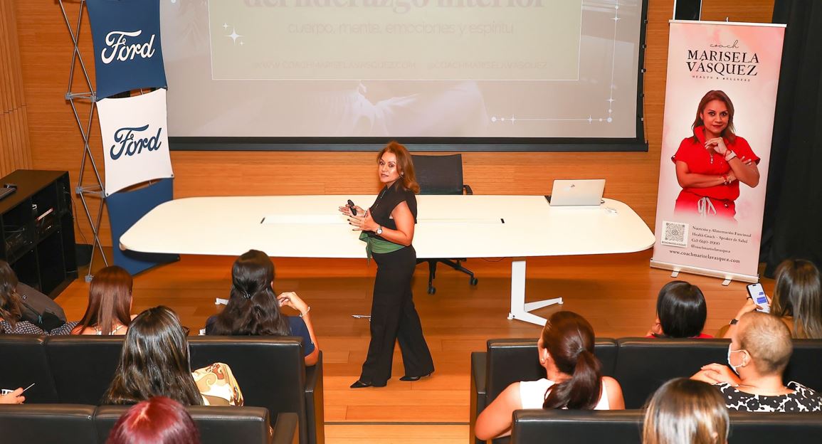 Ford contin�a respaldando el liderazgo femenino junto a Mujer + Panam�