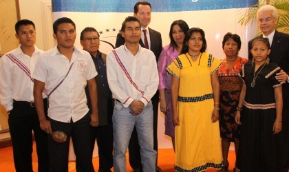 Ministro de Gobierno en Congreso de la Mujer indgena