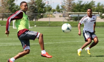 Gabriel Torres ya realiz su primer entrenamiento y mira el nmero de camiseta que escogi