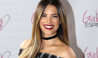 Gaby Espino detiene rumores de uso excesivo de Photoshop