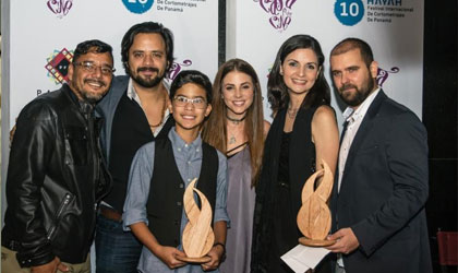 Ganadores en la entrega de los premios HAYAH