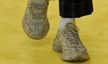 Faceta Frágil Cinco Gucci quiere que creamos que los zapatos sucios están de moda | LatinOL.com  SpotFASHION