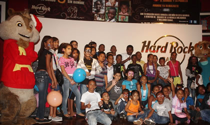 Hard Rock Caf Lanza su Campaa Global Imagine en Panam