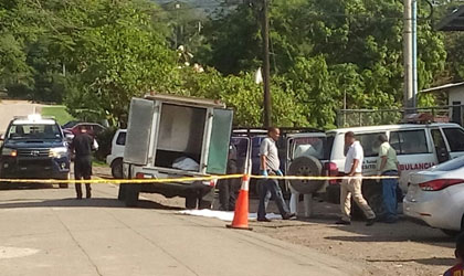 Dos hombres sin signos vitales fueron trasladados al centro de salud La Pintadita