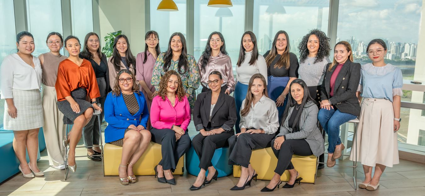 Diversidad en accin: mujeres marcando la diferencia en el mundo tecnolgico