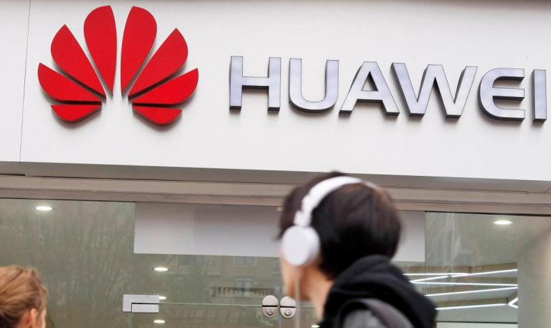 Huawei sanciona a dos empleados por enviar tuit desde un iPhone