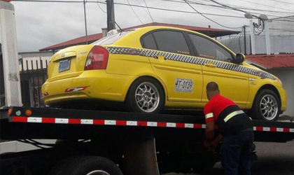 Identifican a conductor del taxi que agredi a un peatn en David