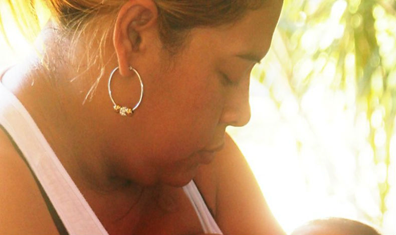 Promueven campaa para promover la lactancia Materna