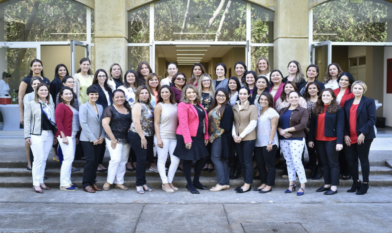 Programa LEADS MUJER continan ayudando al liderazgo de la mujer emprendedora