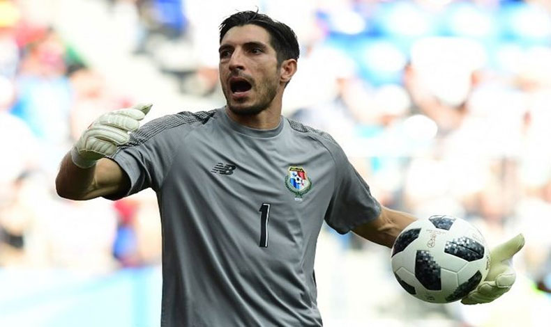 La esposa de Jaime Penedo asegura que l jugar hasta los 40 aos